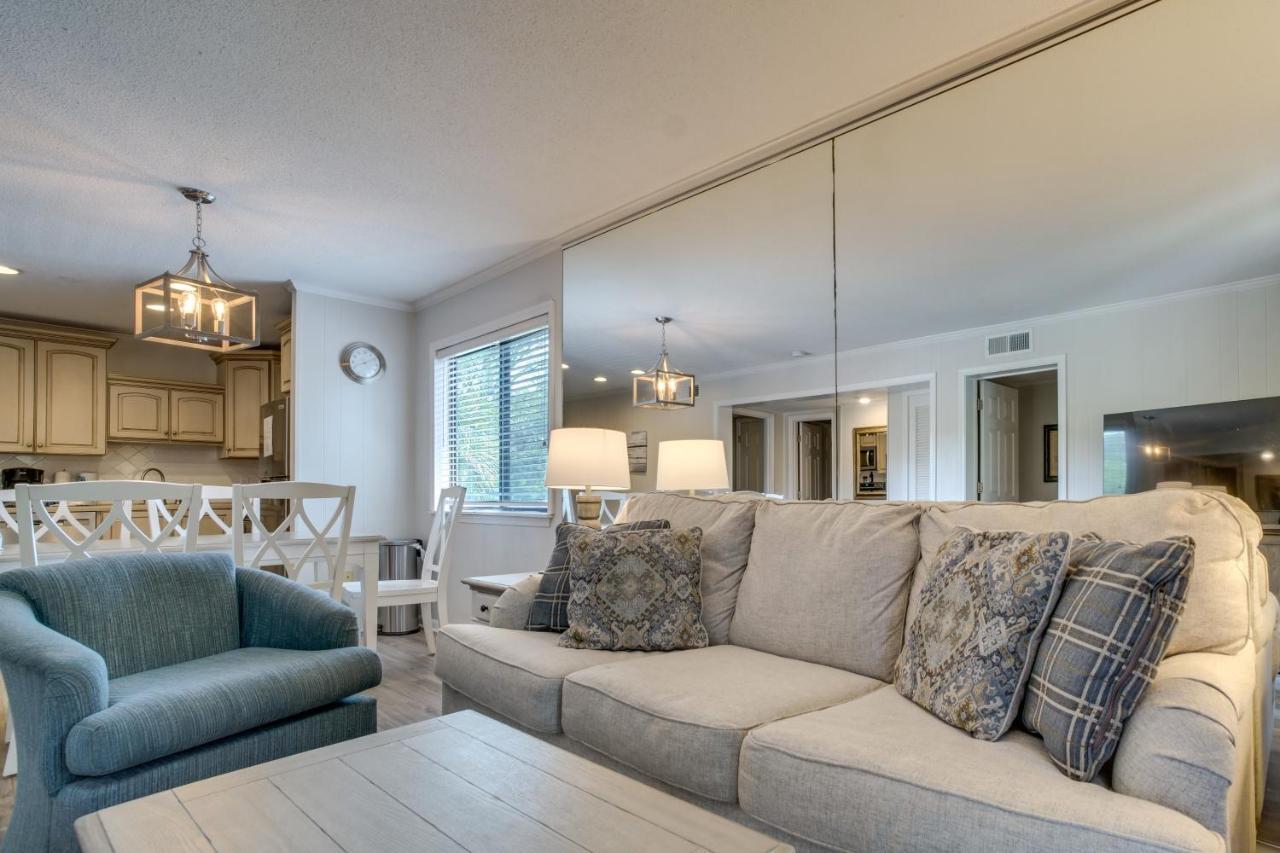 Hilton Head Condo - Beachfront Community! ヒルトンヘッドアイランド エクステリア 写真